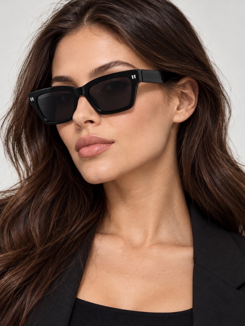 Black Angular Cat Eye Sunglasses Off-White